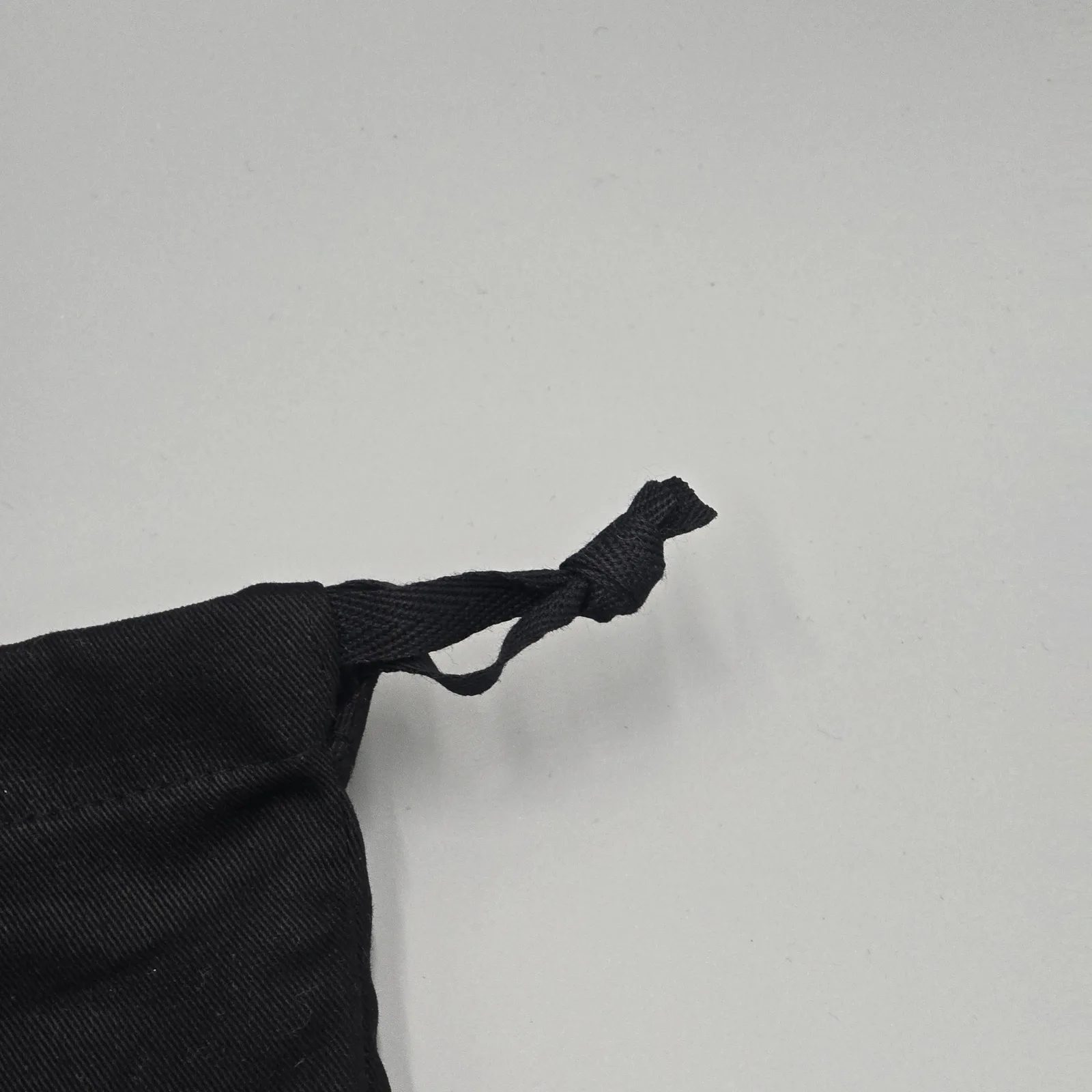 백색 인쇄 블랙·차콜 면 조리개 더스트백 조리개 파우치·더스트백 제작 사례 - 정희산업